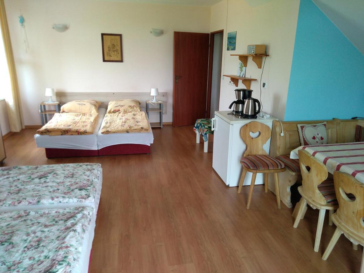 Villa Iwona Гжибово Екстериор снимка